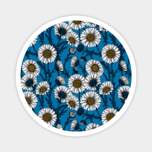 Daisies on blue Magnet